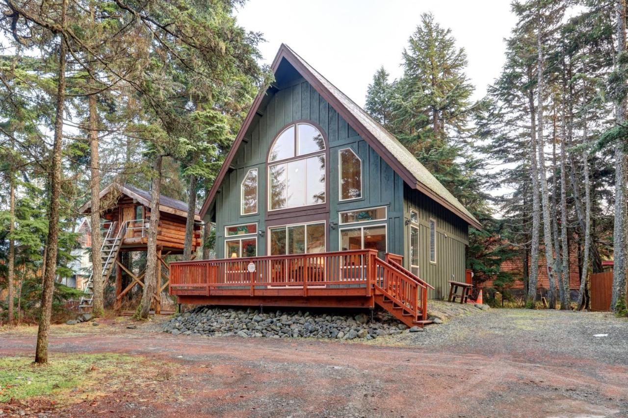 Hanging Glacier Chalet Girdwood Exterior photo