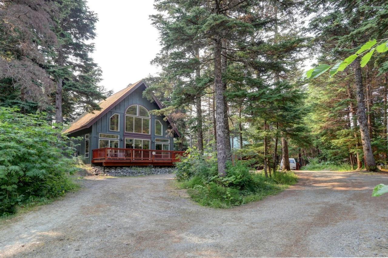 Hanging Glacier Chalet Girdwood Exterior photo